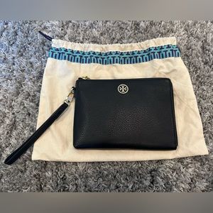 Tory Burch Wristlet